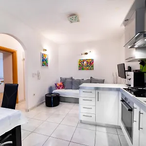  Apartamento Happy In Center 10 Min Walk From Bacvice